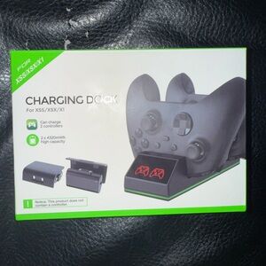 Black Charging Dock for Xbox  XSS/XSX/X1